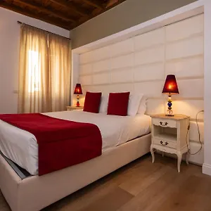 Affittacamere Town House Spagna- Luxury With Jacuzzi Bath, Roma
